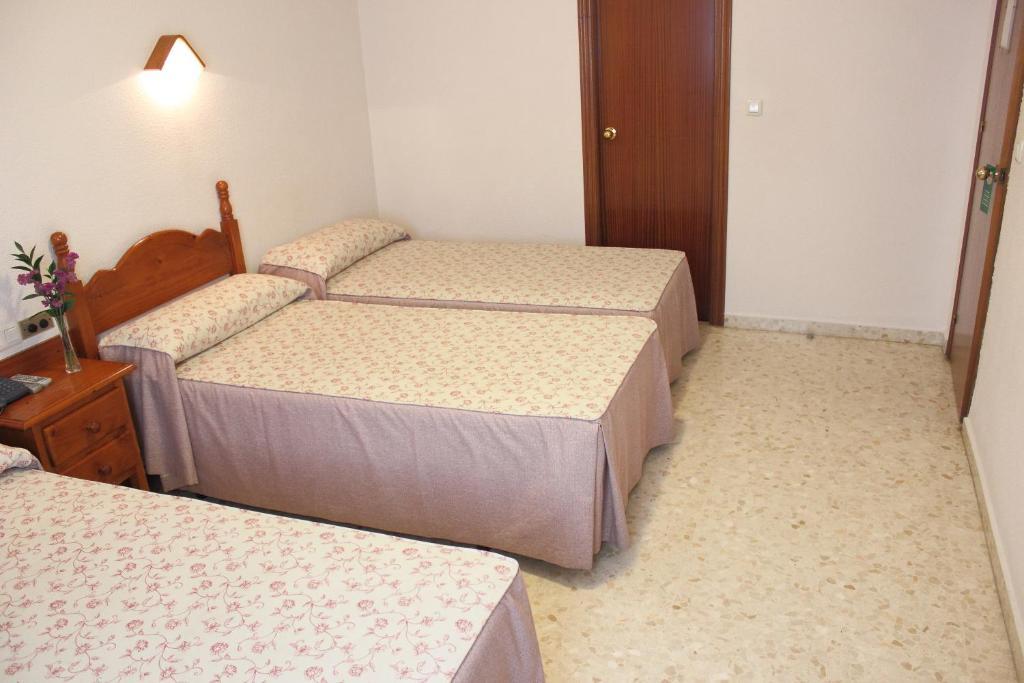 Hotel Abadi กอร์โดบา ห้อง รูปภาพ