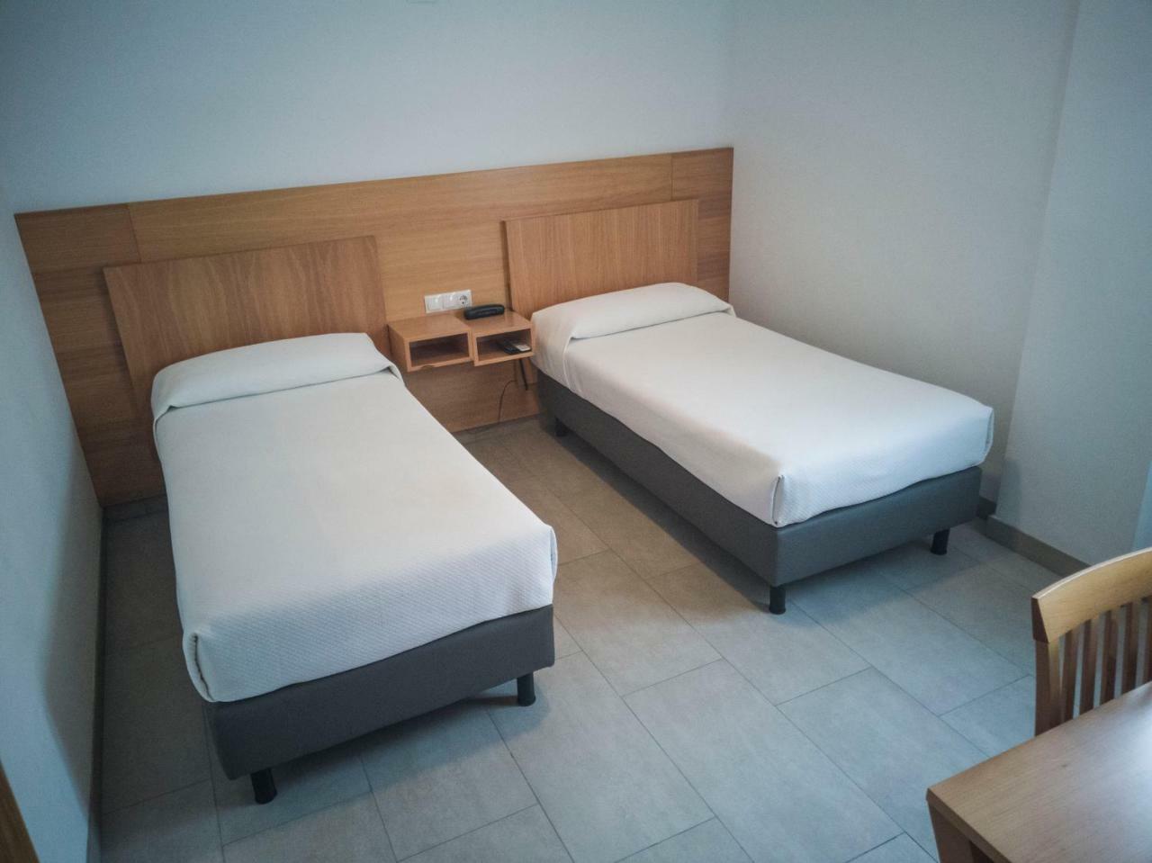 Hotel Abadi กอร์โดบา ภายนอก รูปภาพ