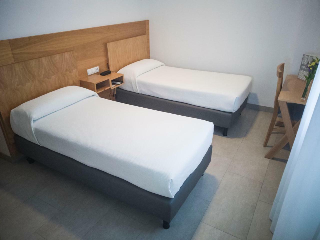 Hotel Abadi กอร์โดบา ภายนอก รูปภาพ